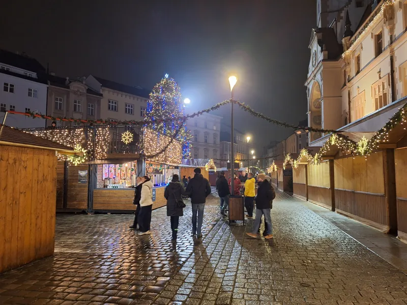 The Christmas market on Olomouc’s Upper Square with the lit tree and the town hall
